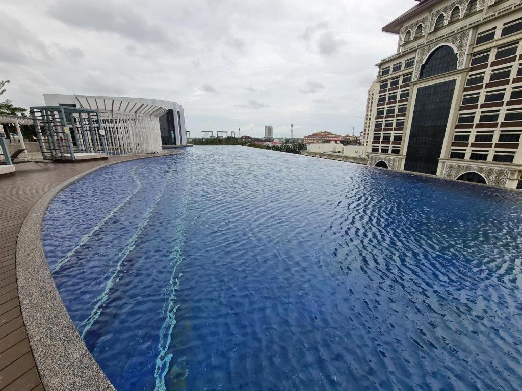 Nusa Luxurious Suite Kota Bharu Kültér fotó