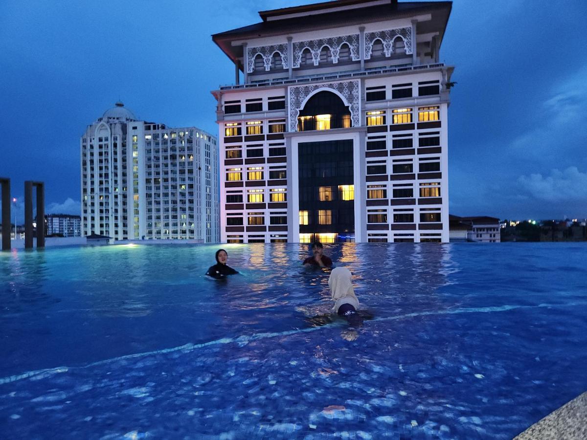 Nusa Luxurious Suite Kota Bharu Kültér fotó